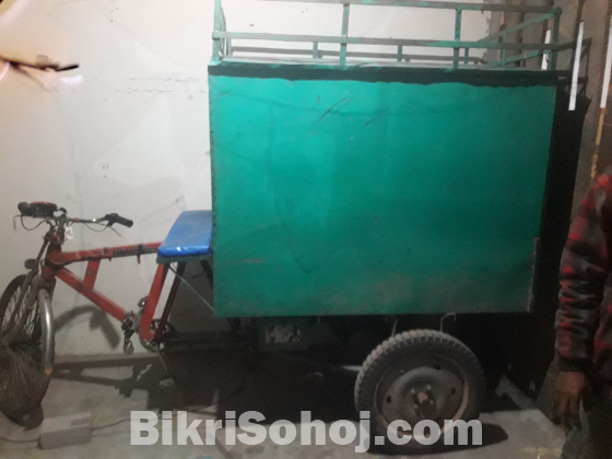 ব্যাটারি চালিত  ডেলিভারি ভ্যান